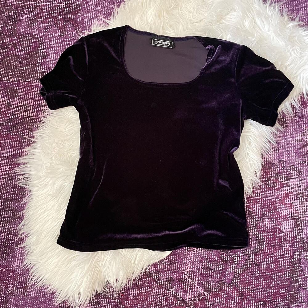 90s vintage dark purple plum velvet short sleeve top whimsigoth